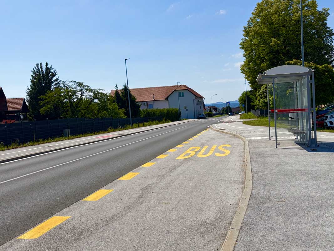 Ureditev cest: rekonstrukcija Slovenskogoriške ceste, Podvinci–Kuhar, Žabjak - odcep Kocmut in odcep Kores, Prečna pot, Podvinci - Sp. Velovlek, Kicar 48, 100, 4 a, Nova vas 44 i.