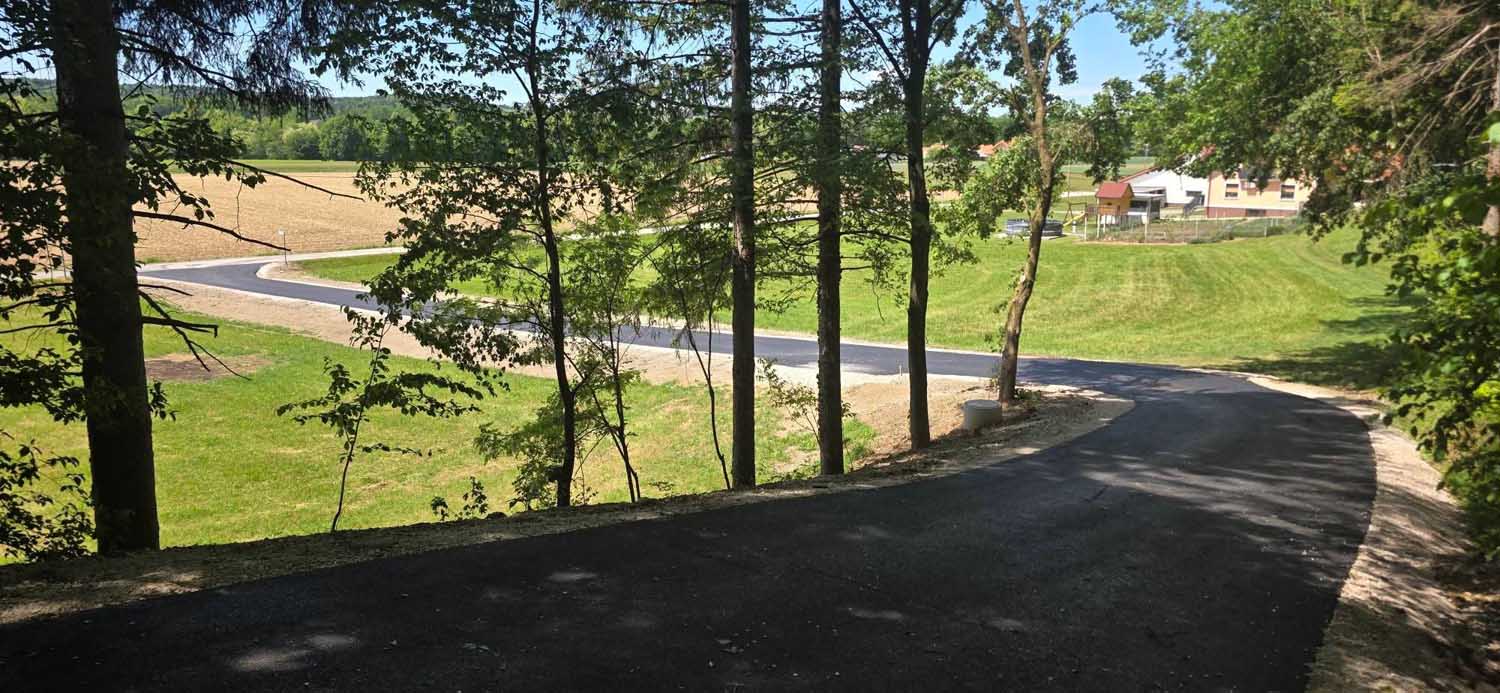 Ureditev cest: rekonstrukcija Slovenskogoriške ceste, Podvinci–Kuhar, Žabjak - odcep Kocmut in odcep Kores, Prečna pot, Podvinci - Sp. Velovlek, Kicar 48, 100, 4 a, Nova vas 44 i.