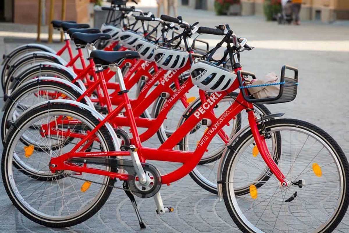 Z obstoječega sistema s 4 postajami in 20 kolesi prehajamo v sodobno mrežo z 8 postajami s skupno 80 priključnimi mesti ter 40 kolesi, od tega bo 24 navadnih in 16 električnih.